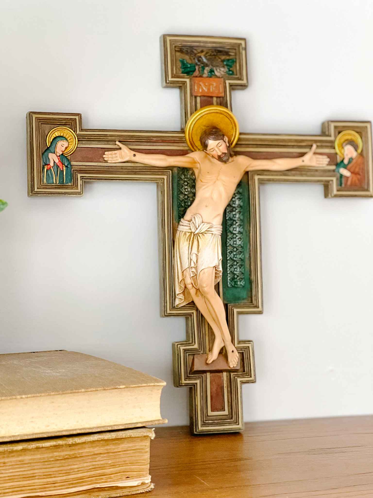 Florentine Crucifix - Handcrafted Italian Wooden Cross for Home Decor, Wall Hanging & Religious Gifts | Perfect for Church, Bedroom & Spiritual Spaces