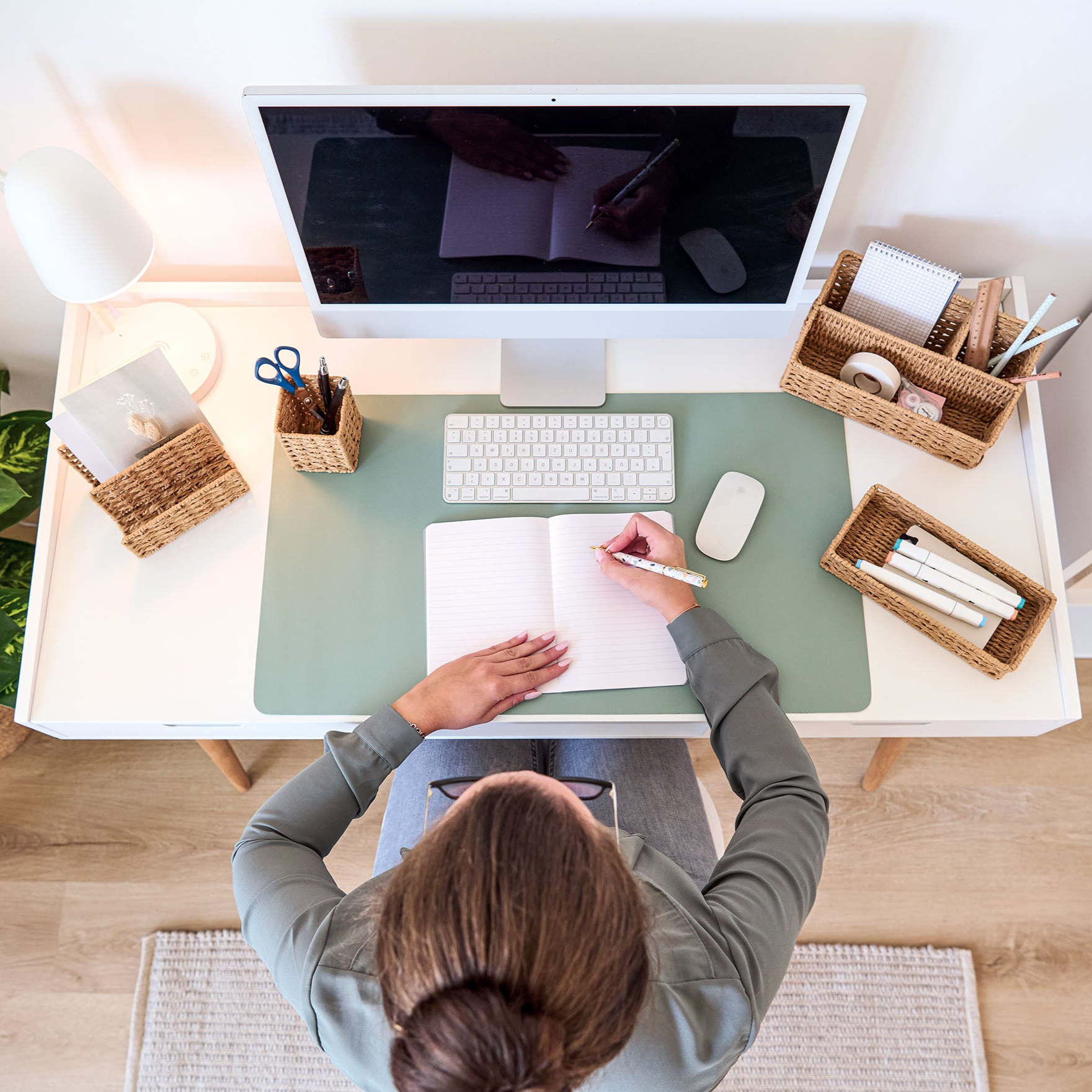 Premium Large Desk Pad & Mouse Pad Set - Non-Slip Mint Green Office Mat for Computer, Laptop, Gaming - Perfect for Work, Study, and Home Office Setup