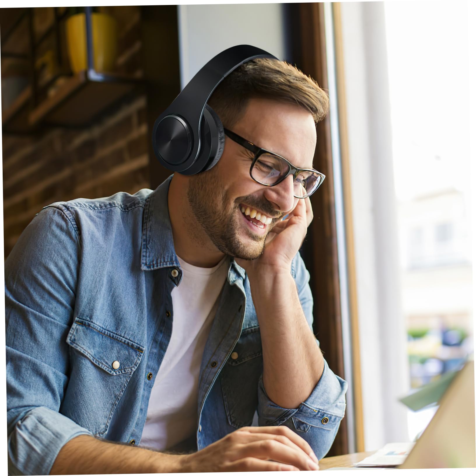 Hemobllo Wireless Over-Ear Headphones with 8 Ear Cushions - Bluetooth Stereo Headset with Noise Cancellation for Music, Gaming & Work (Ideal for Office, Travel & Home Use)
