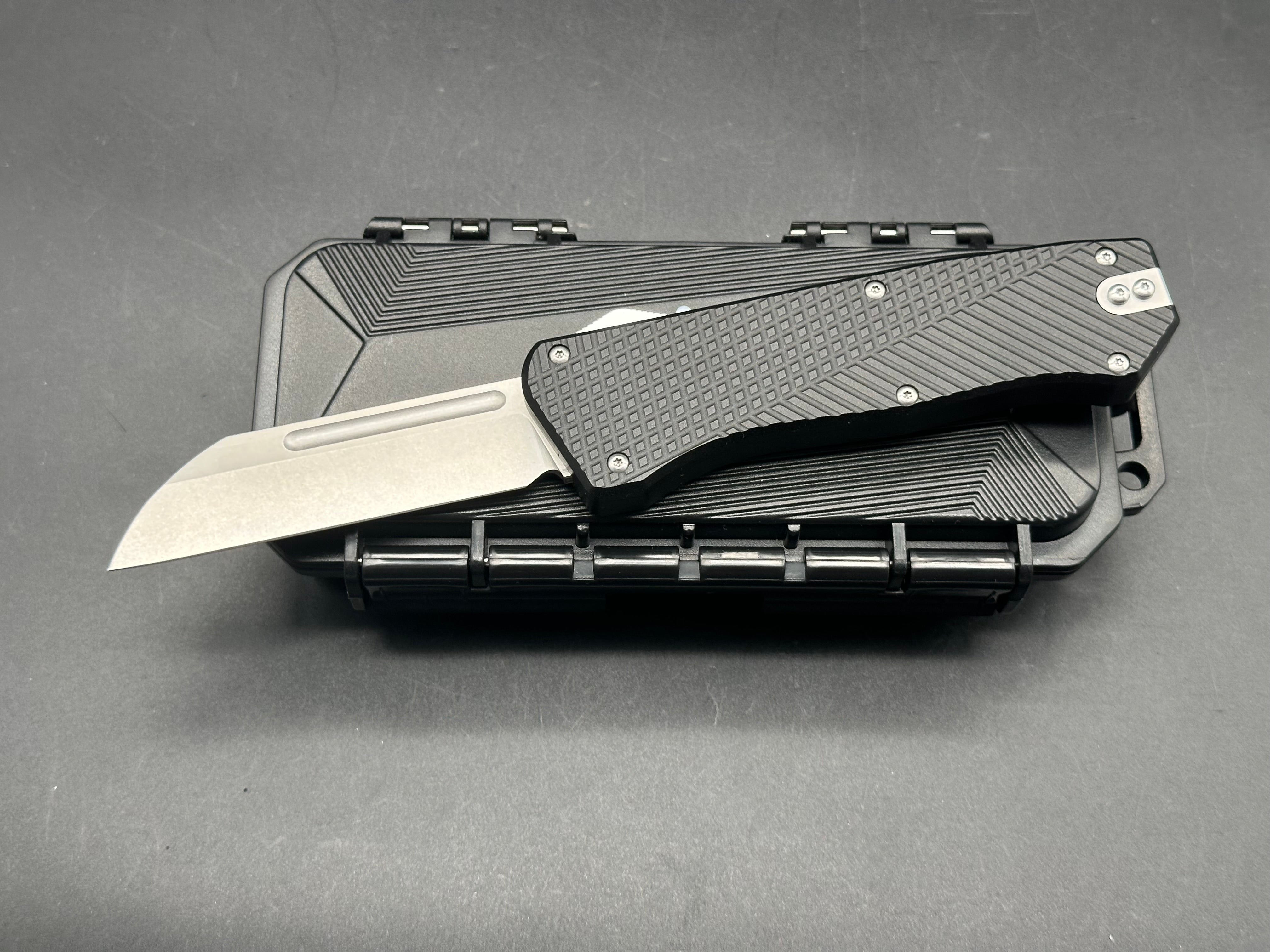 Takcom Bulldog OTF Automatic Knife - M390 Stonewashed Blade - 7.8