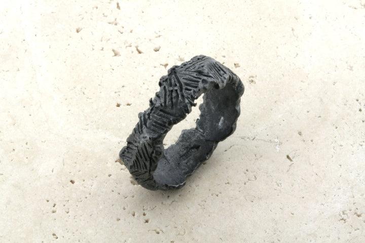 Oxidized Faceted & Etched Band Ring - Vintage Style Jewelry for Women - Perfect for Weddings, Parties & Everyday Wear