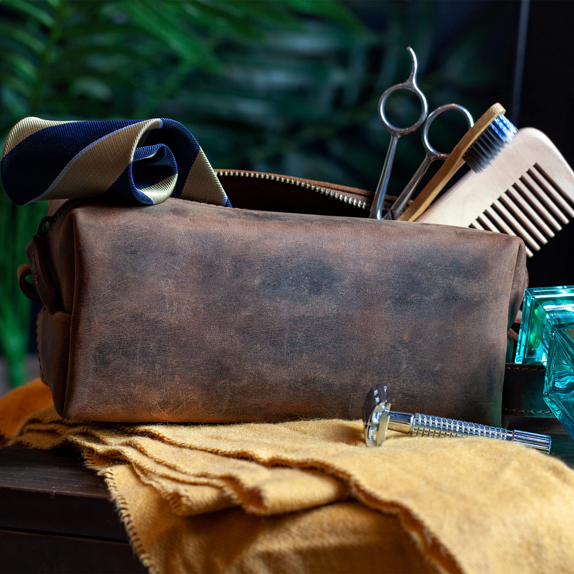 Genuine Leather Travel Toiletry Bag for Men & Women - Waterproof Makeup & Shaving Organizer - Perfect for Camping, Business Trips & Gym Essentials (Dopp Kit)