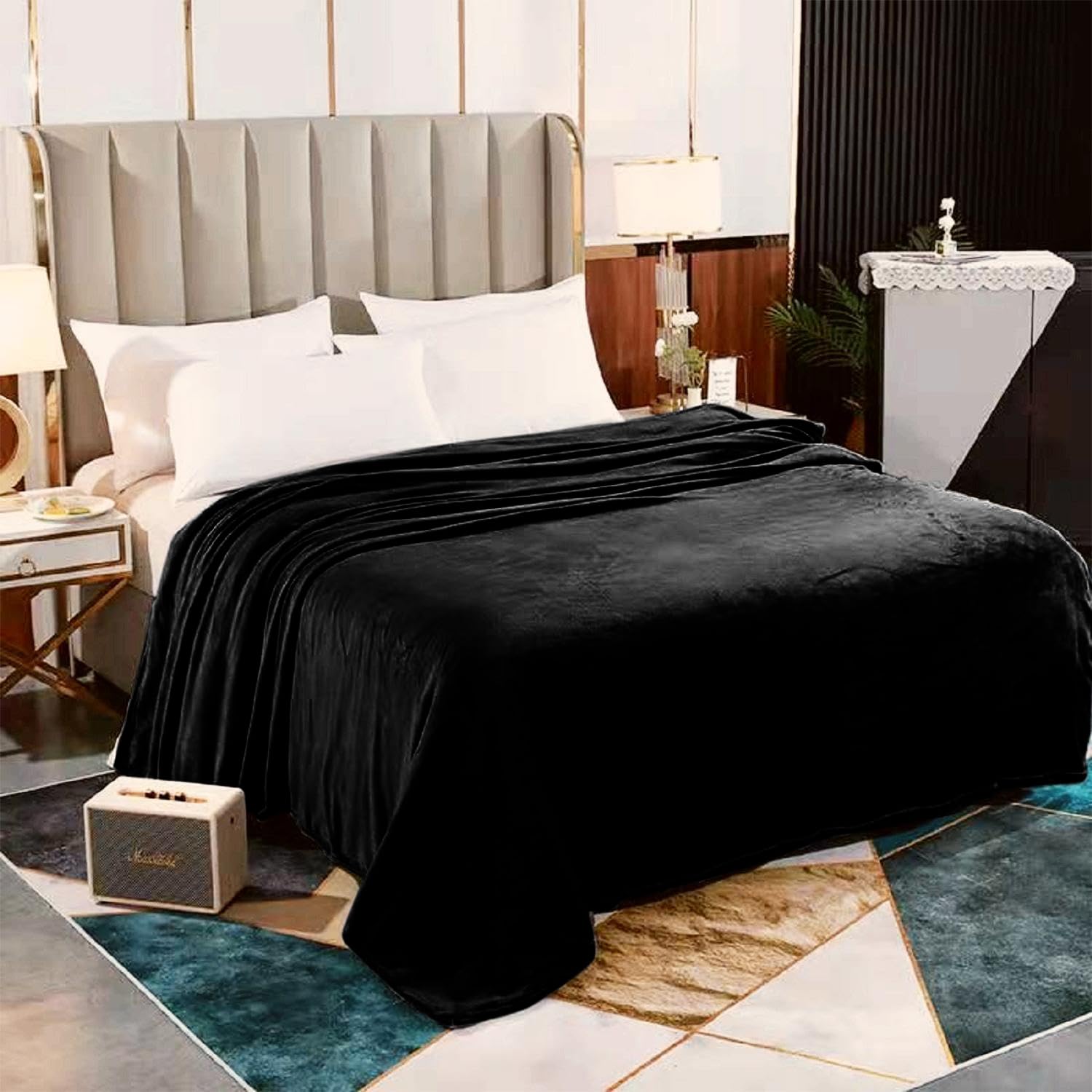 EHC Fleece Blanket - Ultra Soft Fluffy Throw Blanket for Sofa, Bed & Couch - 150x200cm (59x79 inches) Black - Perfect for Winter Warmth, Home Decor & Cozy Movie Nights