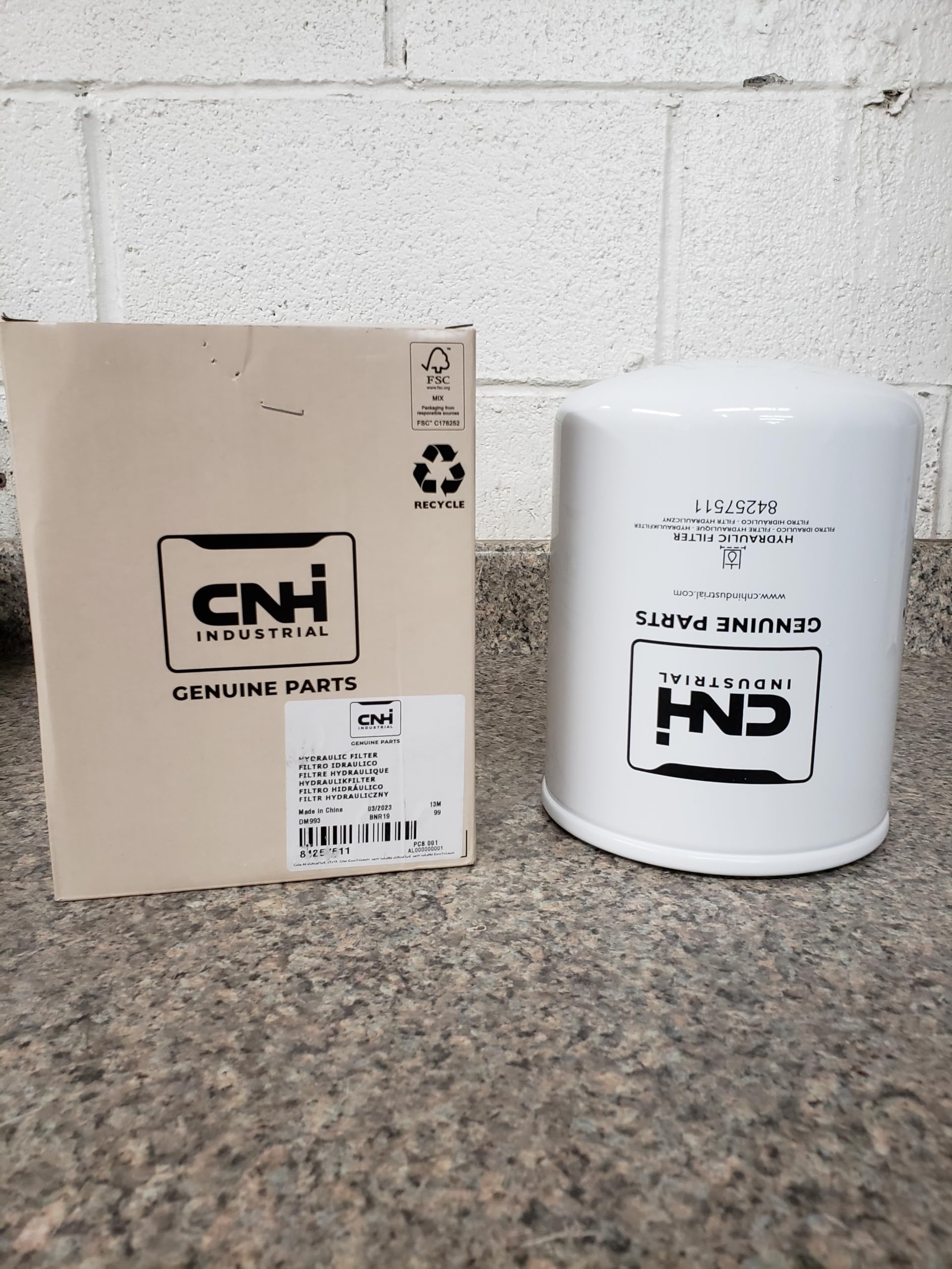 High-Quality Hydraulic Filter Replacement (Fits Models 47131194, 48188218, 84123428, 84168726) - Compatible with Various Heavy Equipment & Machinery