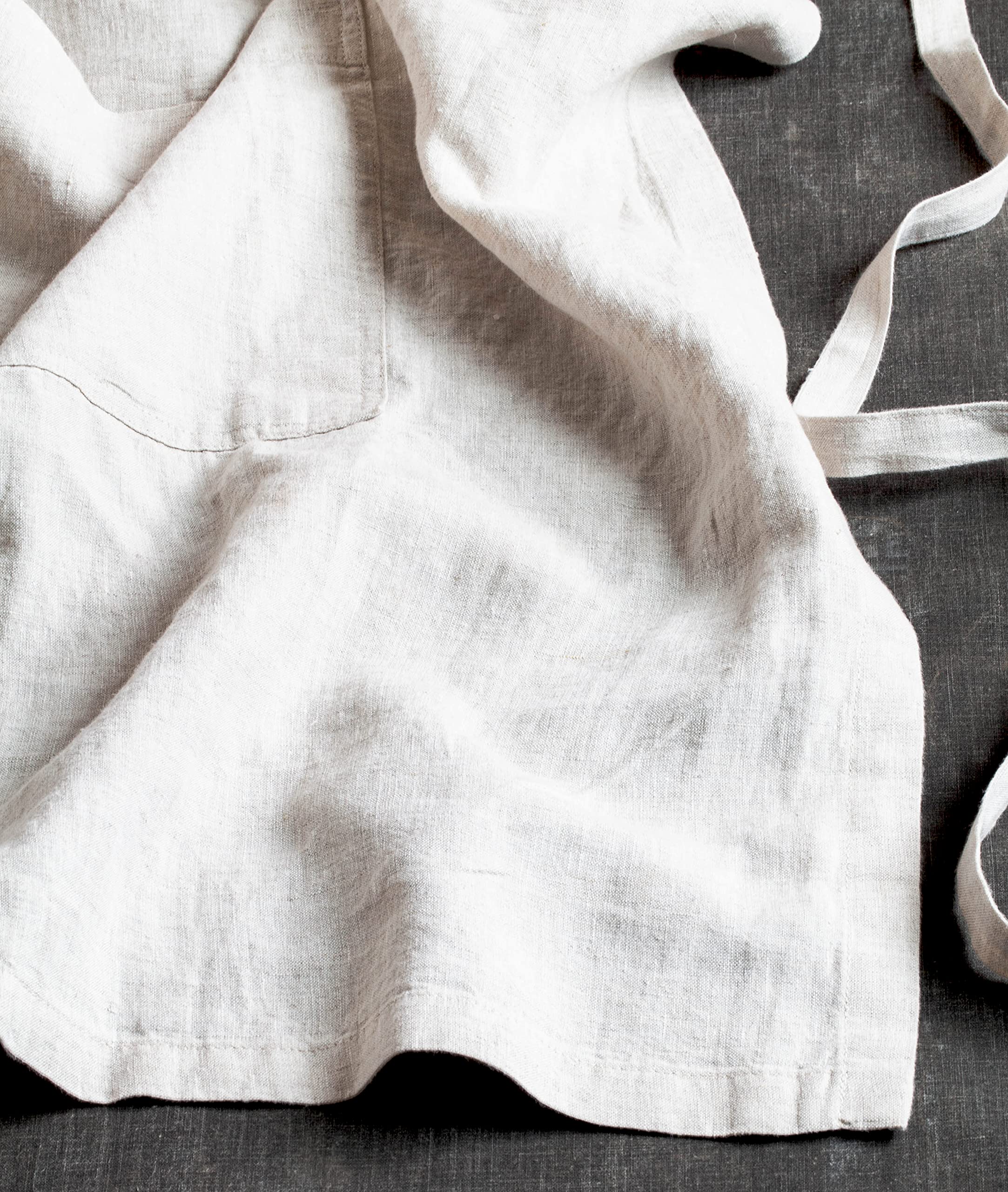 Stonewashed 100% French Linen Apron - Adjustable Waist with Pockets for Women & Men - Natural Linen Kitchen Apron - Perfect for Cooking, Baking, BBQ & Home Decor