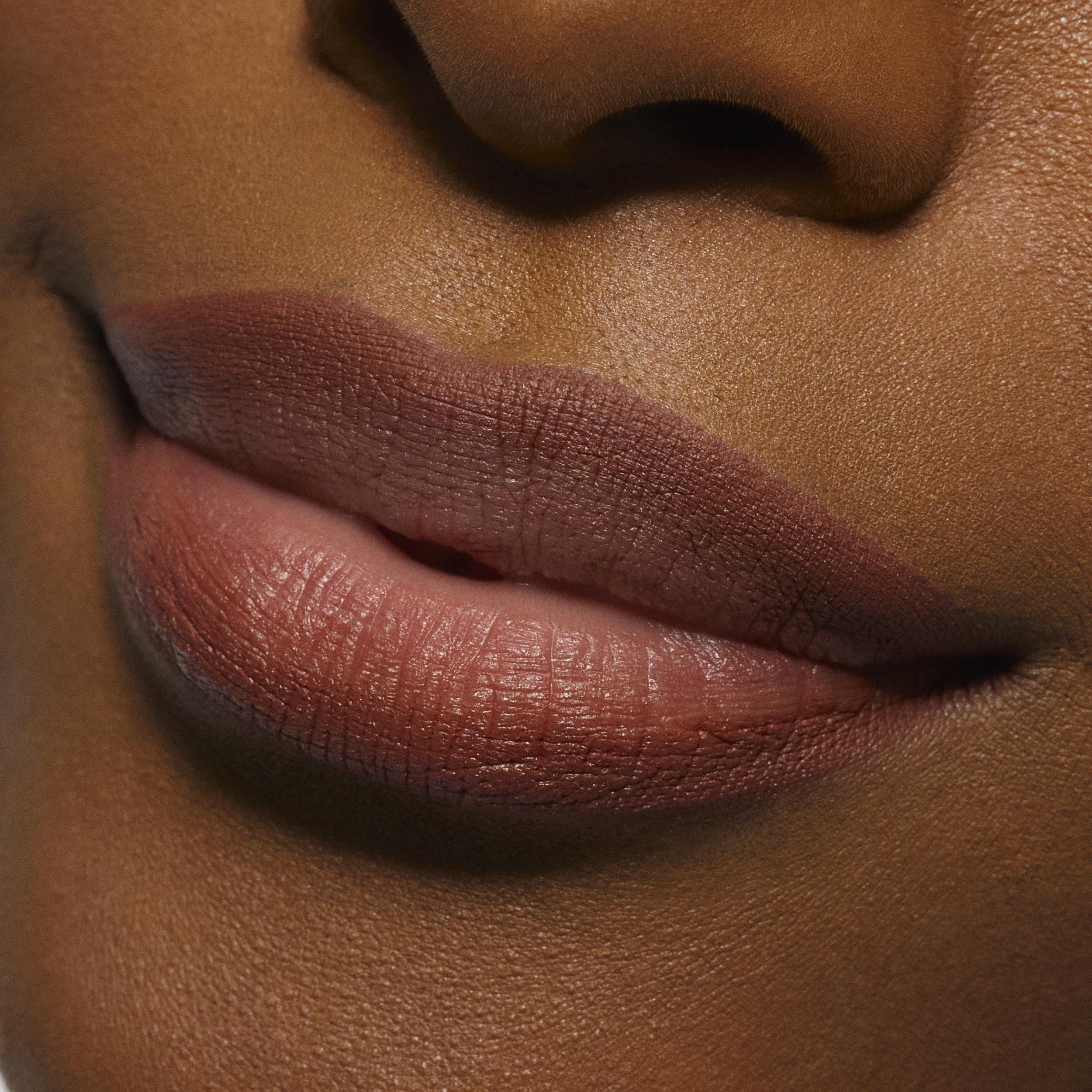 Precision Pout Lip Liner - Waterproof & Long-Lasting Lip Pencil for Perfect Lip Contour | Ideal for Everyday Wear, Special Occasions & Makeup Looks