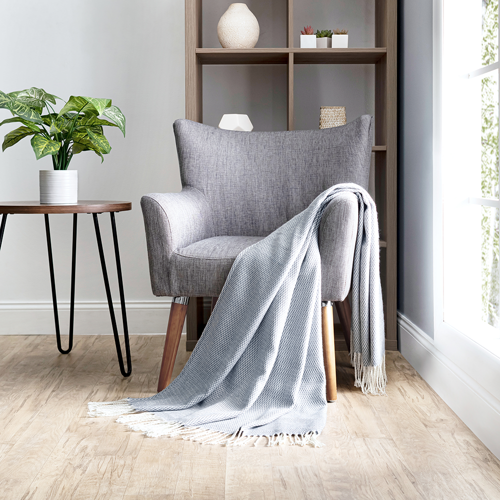 Luxury Herringbone Throw Blanket - Soft & Cozy Knit Blanket for Couch, Bed & Sofa - Perfect for Winter, Home Decor & Gifts