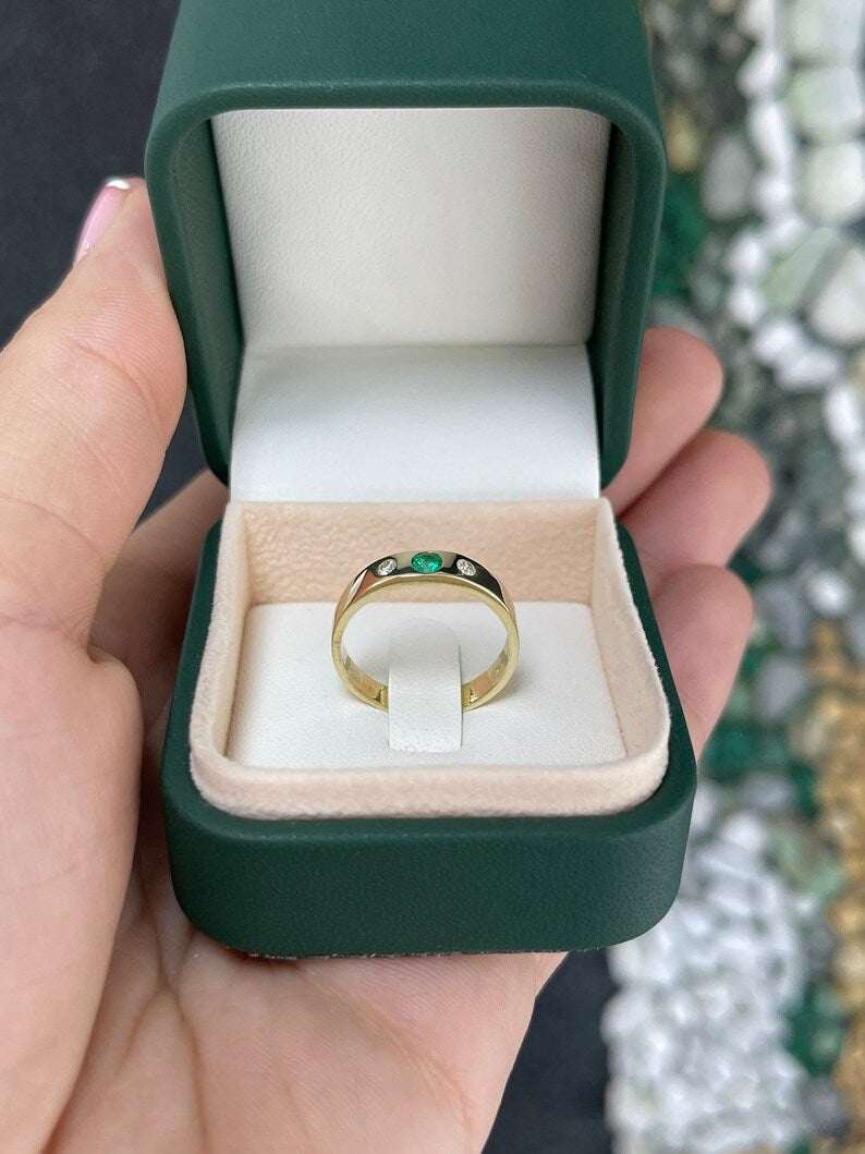 0.32tcw Medium Dark Green Round Cut Emerald & Diamond Three Stone Band 14K Gold Ring for Women - Elegant Anniversary, Engagement, or Wedding Jewelry Gift