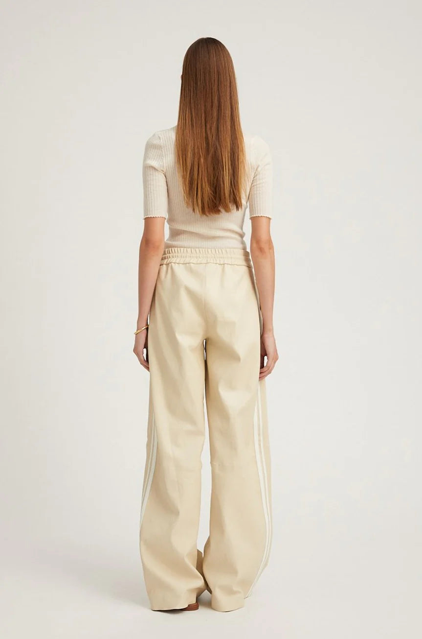 Stylish Baggy Athletic Leather Pants for Women - Comfortable Alabaster White Workout & Lounge Pants - Perfect for Yoga, Gym, and Casual Wear