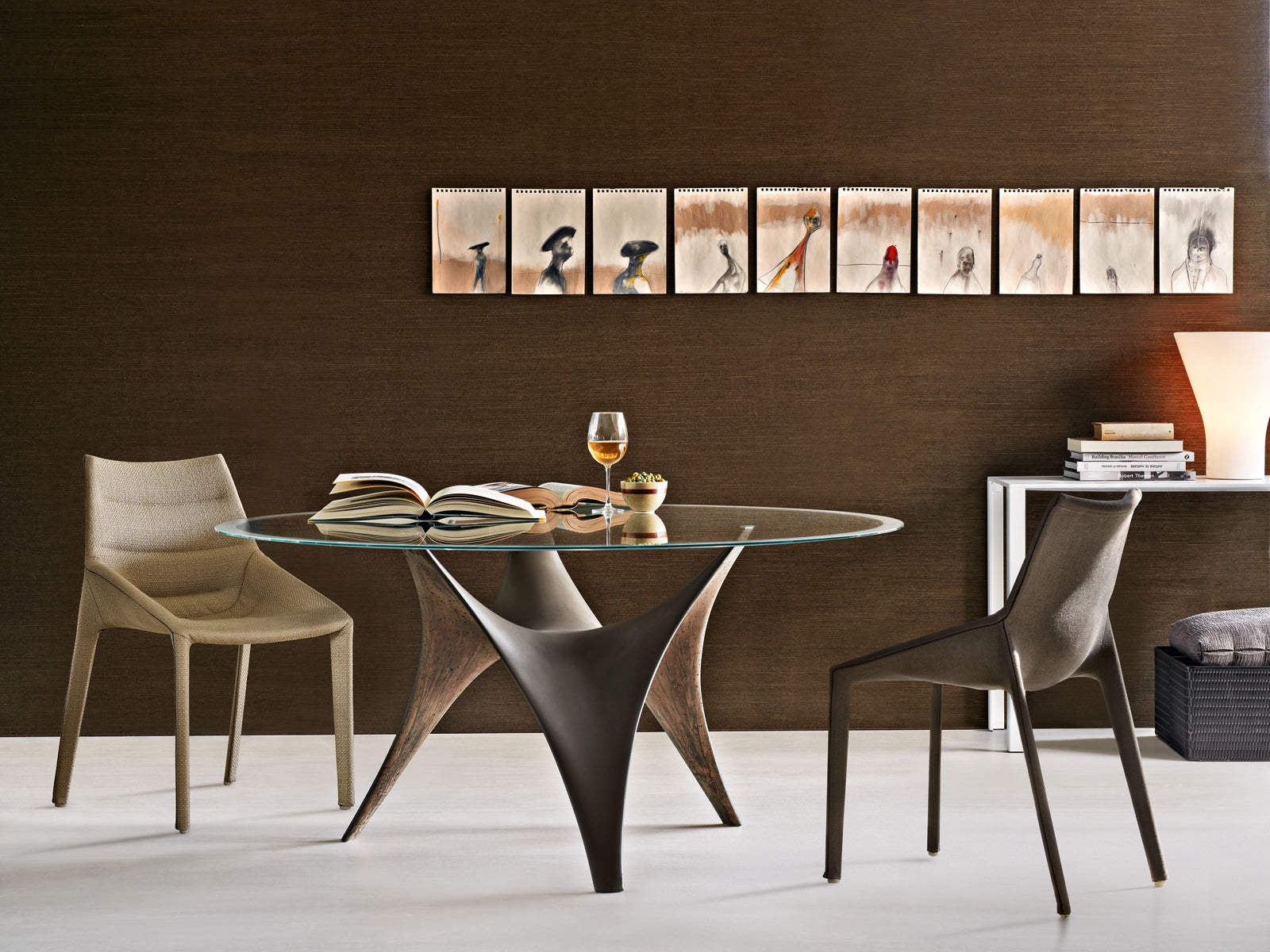 Modern Outline Dining Chair - Sleek Minimalist Design for Kitchen, Dining Room & Office - Comfortable & Stylish Seating Solution for Home & Restaurant Use