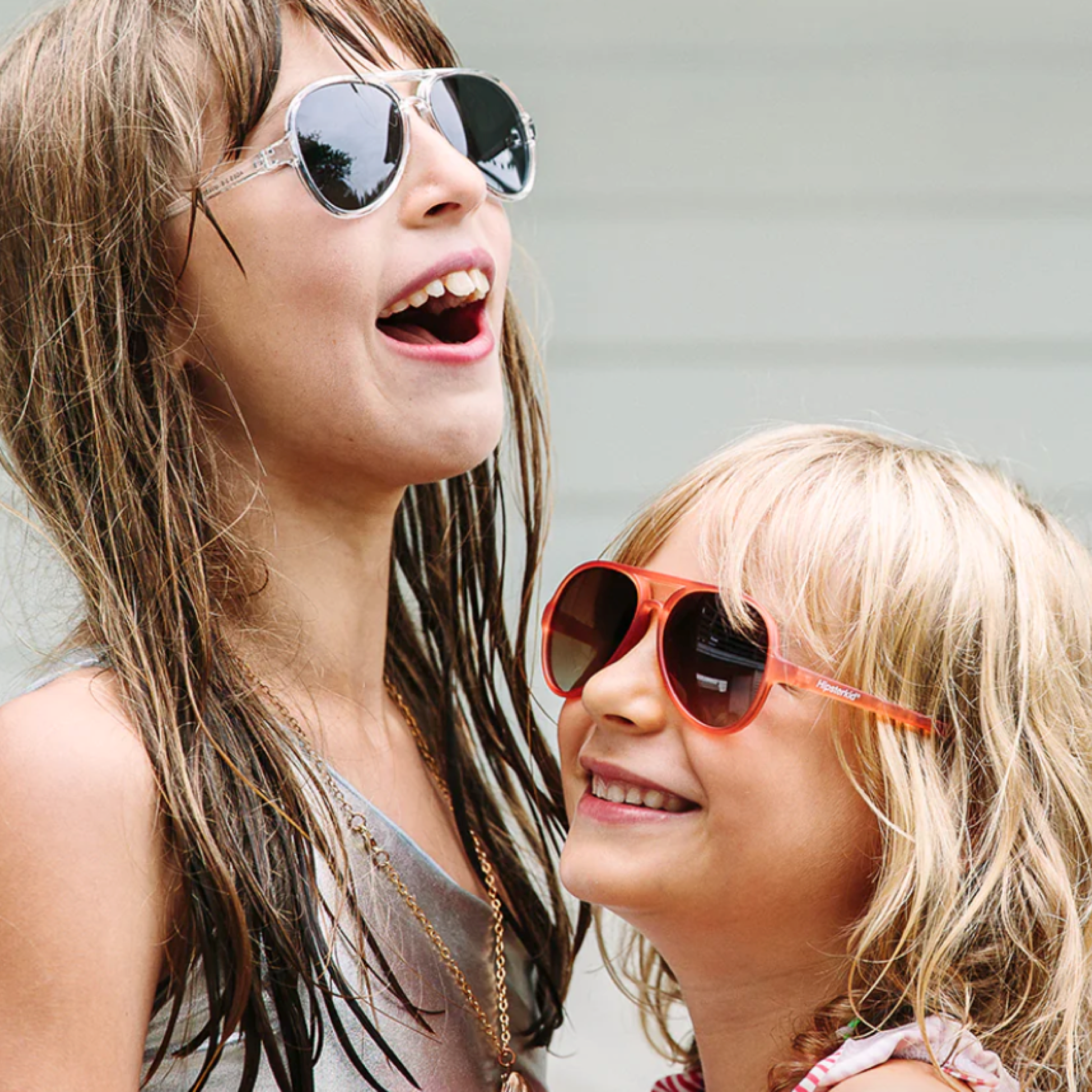 Stylish Aviator Sunglasses with Rose Gold Frame - UV Protection, Polarized Lenses for Men & Women - Perfect for Driving, Beach, and Outdoor Activities