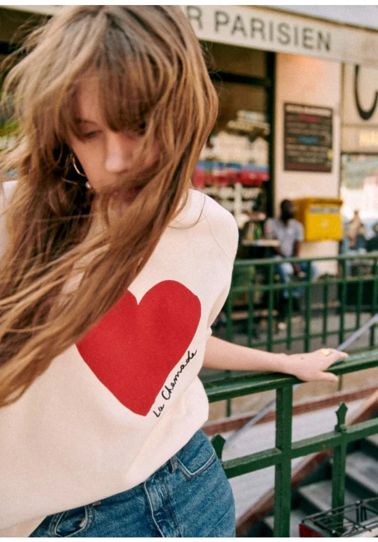 Women's Heart Print Sweatshirt - Cute Valentine's Day Gift, Casual Pullover Sweater for Date Night & Romantic Outfits