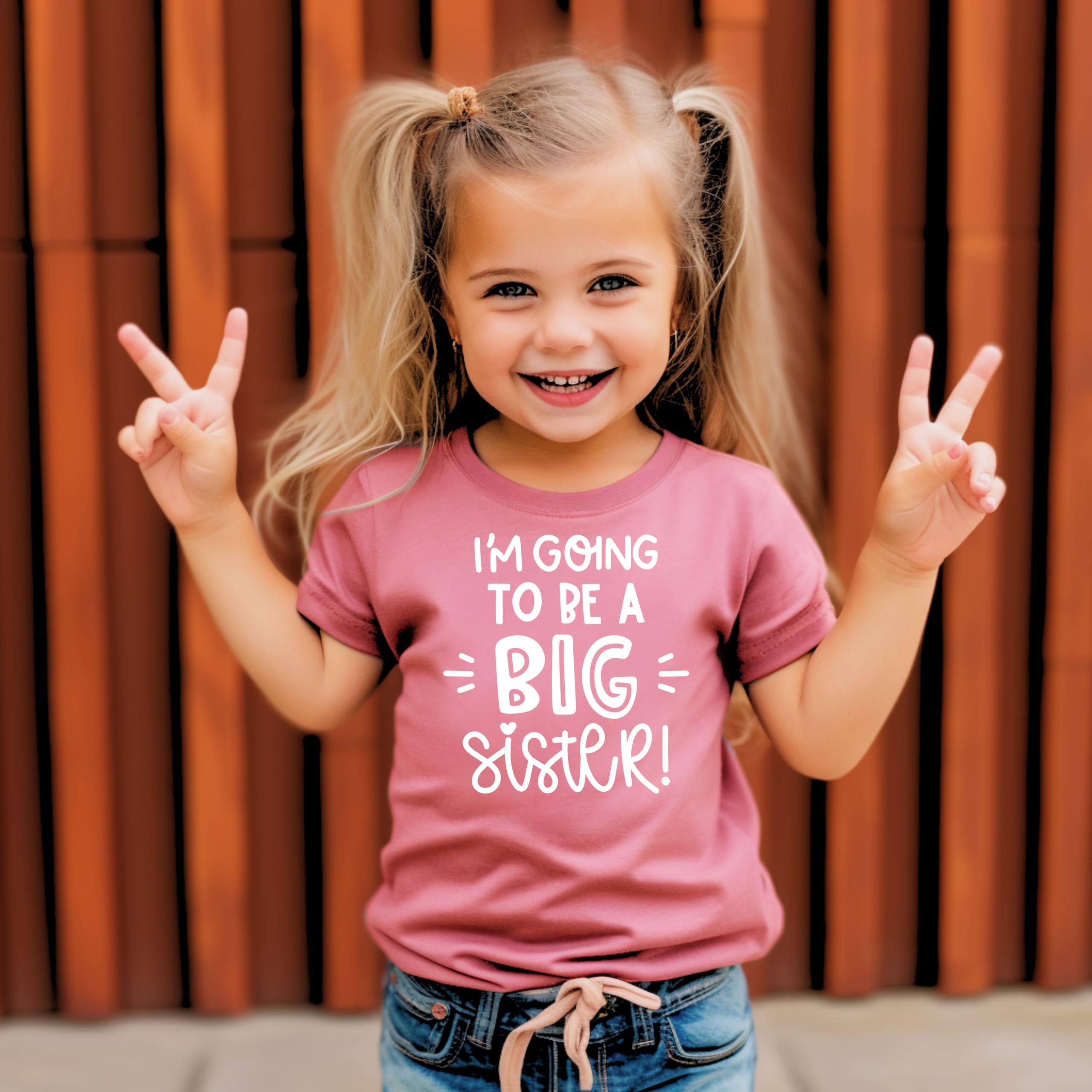 Olive Loves Apple Big Sister Announcement T-Shirt - 'I'm Going to Be A Big Sister' New Sibling Pregnancy Reveal Shirt & Raglan for Gender Reveal Parties and Family Photos
