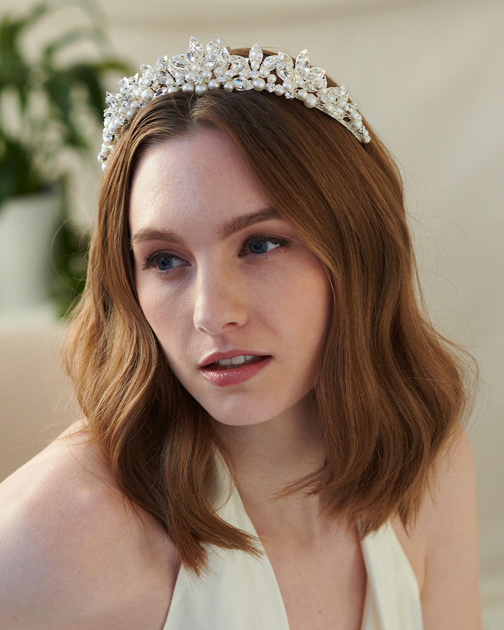 Zinnia Pearl Tiara - Elegant Bridal Hair Accessory for Weddings, Prom & Special Occasions