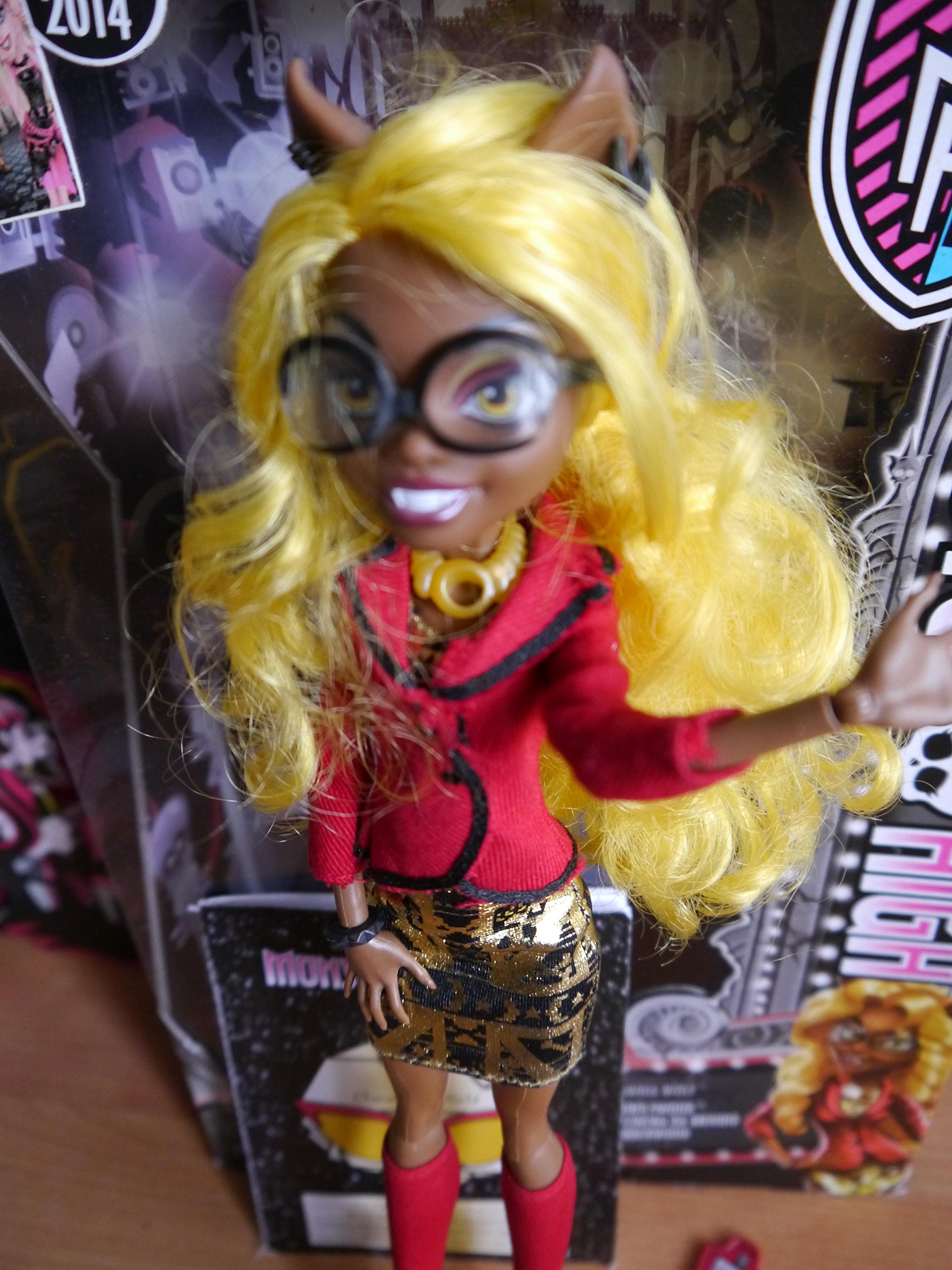Monster High Frights, Camera, Action! Clawdia Wolf Doll - Collectible Fashion Doll for Kids & Fans | Perfect for Playtime, Display & Monster High Collections