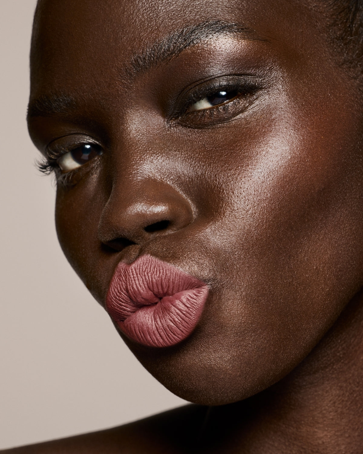 Stunna Lip Paint Longwear Liquid Lipstick - Smudge Proof, Transfer Resistant, 12-Hour Wear - Perfect for Parties, Dates & Special Events