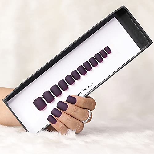 Beromt Reusable Press-On False Nails Set of 12 - Matte UV Gel Finish with Adhesive Tabs | Claw Design for Parties, Weddings & Special Occasions