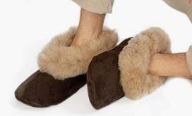 Premium Alpaca Wool Slippers for Women & Men - Ultra Soft & Cozy Indoor/Outdoor House Shoes - Perfect for Winter, Lounge, Spa & Home Comfort