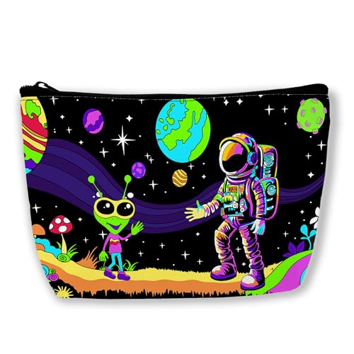 astronaut and alien trippy
