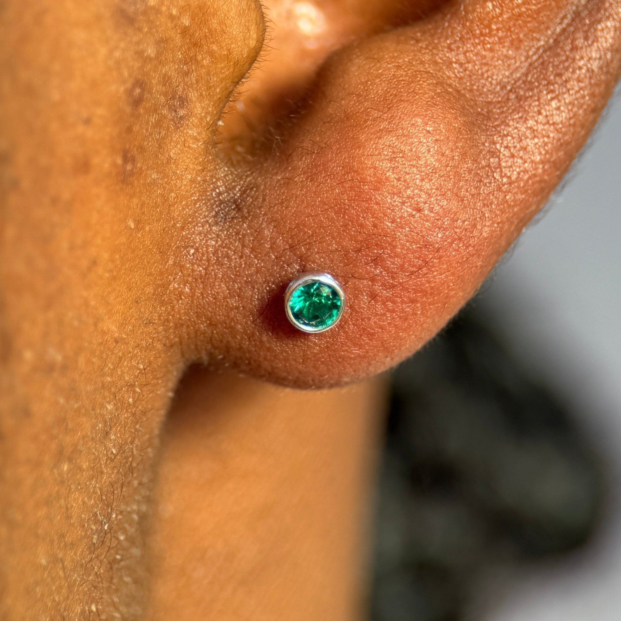 14K White Gold Round Emerald Flat Back Stud Earrings – Bezel Set Gemstone Jewelry for Women, Perfect for Weddings, Parties & Everyday Wear
