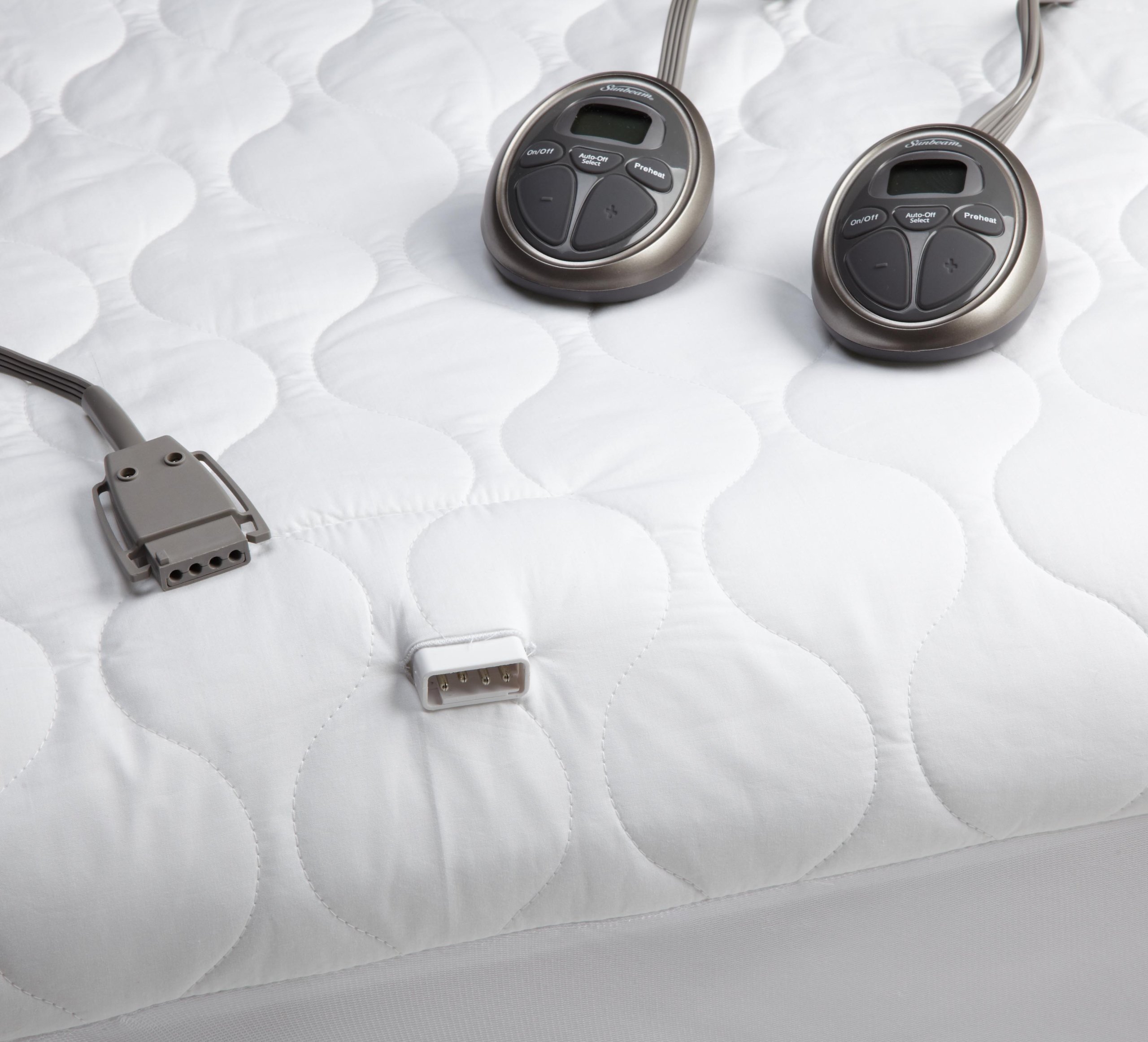 Sunbeam MA7273-030-000 Electric Heated Waterproof Mattress Pad Queen Size - Warm & Cozy for Winter Nights, Perfect for Cold Weather & Arthritis Pain Relief