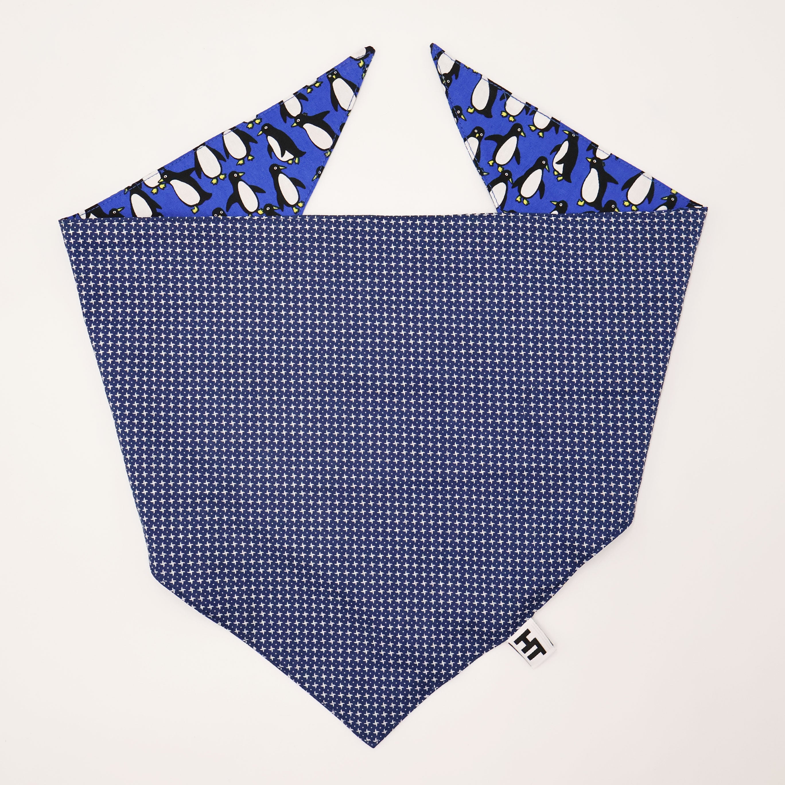 Stylish Penguin Bandana for Dogs & Pets - Soft & Comfortable Pet Accessory for Everyday Wear, Halloween, Christmas & Costume Parties