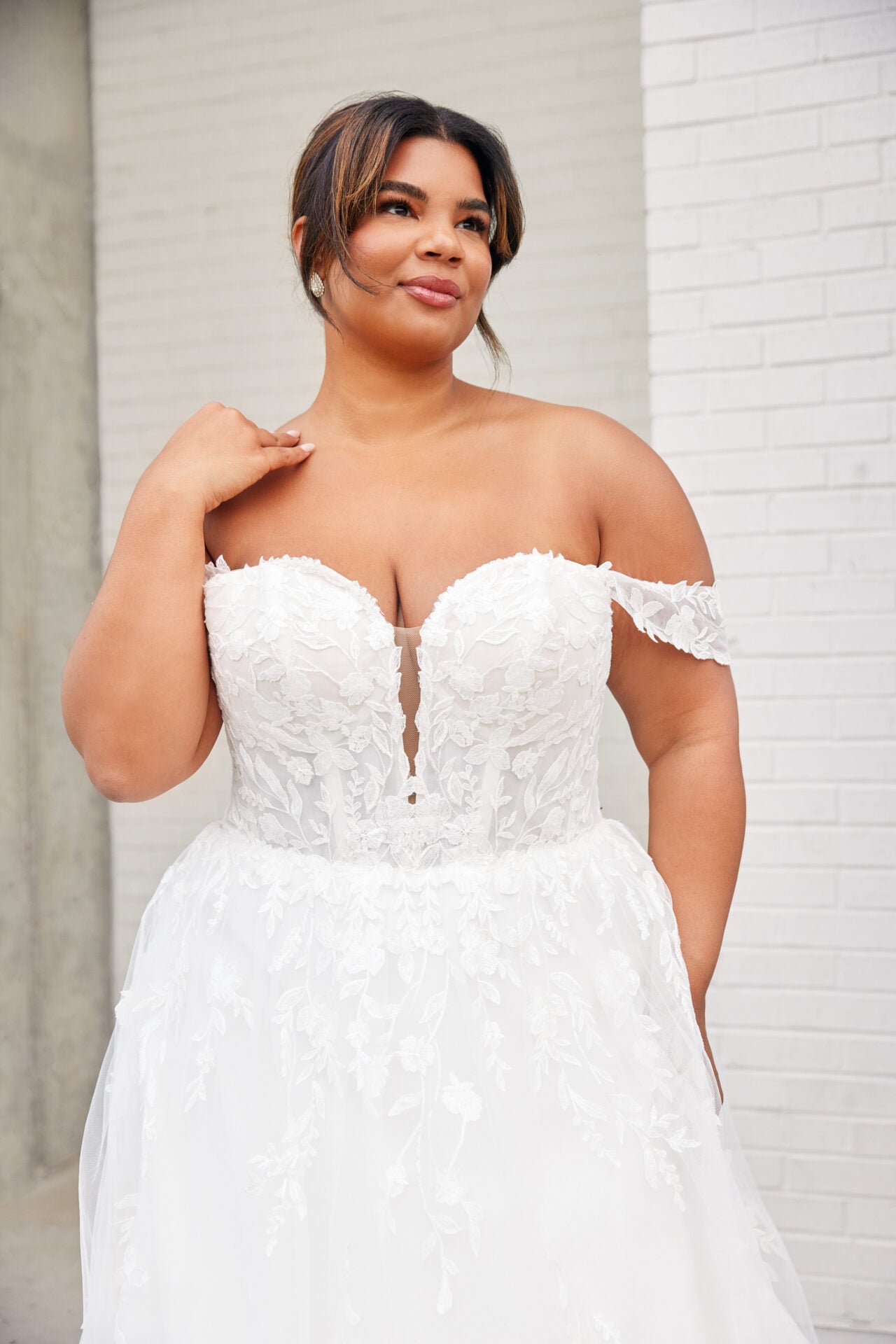 Stella York Magnolia Wedding Dress – Elegant A-Line Bridal Gown for Church & Outdoor Ceremonies