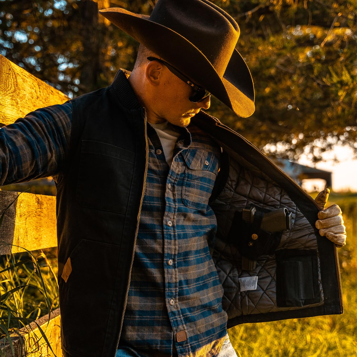 Venado Men's Concealed Carry Vest - Heavy Duty Canvas Hunting Vest with Multiple Hidden Pockets for CCW - Ideal for Outdoor Activities, Hiking, Tactical Training & Everyday Carry (EDC) - Durable Concealed Carry Garment for Hunters, Shooters & Security Professionals