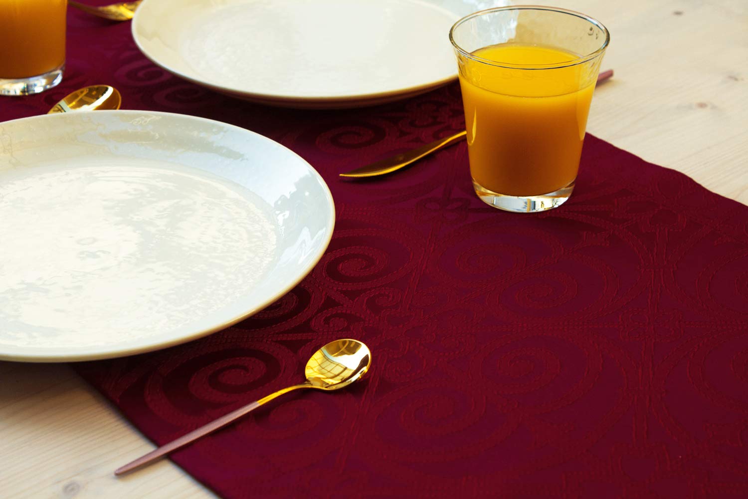 90 Inch Red Table Runner - Cranberry Dresser Scarf for Dining, Coffee & Outdoor Tables | Burgundy Table Decor for Fiesta, Dinner Parties, Weddings, Thanksgiving, Halloween & Christmas | Perfect for Holiday Decorations, Home Styling & Special Events