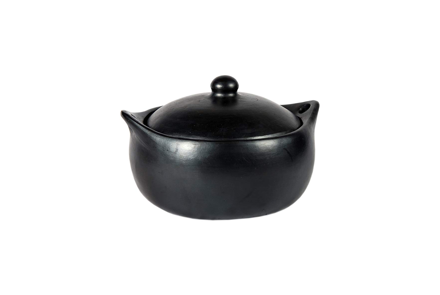 Macondo Ancient Pot - 2 Quart Flat Stew Chamba Medium Clay Pot | Authentic Traditional Cooking for Soups, Stews & Slow Cooking | Perfect for Stovetop, Oven & Serving Dishes