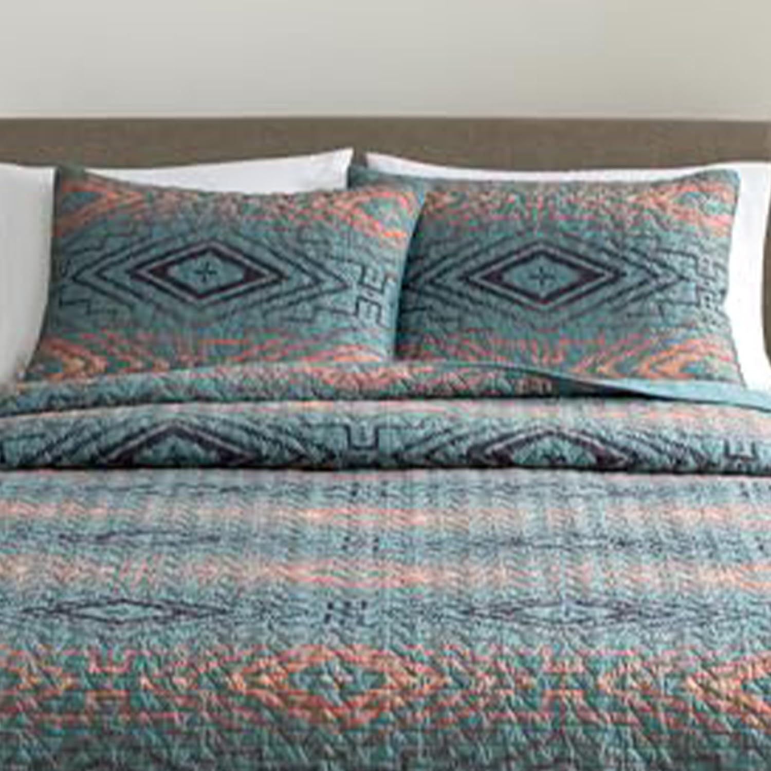 **PENDLETON 21730 Sunset Queen Comforter Set - Cross Stitched Cotton Coverlet Bedding, Soft Printed Rustic Home Décor for Full/Queen Size, Balsam Multi - Perfect for Cozy Bedrooms & Cabin Retreats**