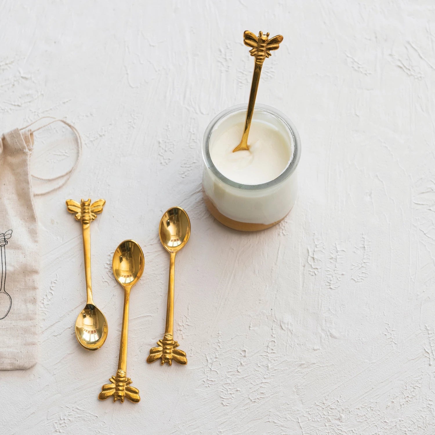 Premium Bees Brass Spoons Set - Handcrafted 6-Piece Stainless Steel Tea & Coffee Stirring Utensils - Perfect for Home, Cafe, and Restaurant Use