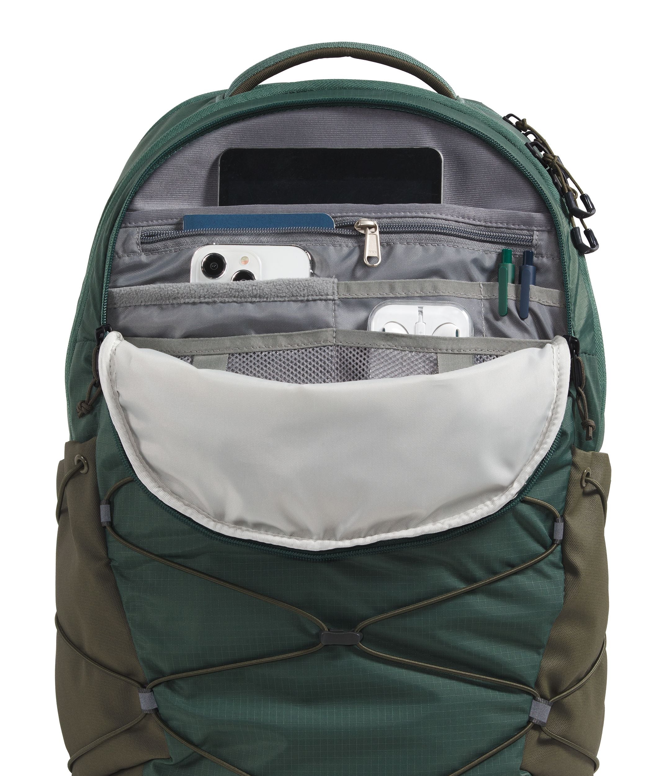 The North Face Borealis Backpack - Lightweight Hiking & Travel Daypack for Men & Women - Durable Laptop Backpack for School, Work, Outdoor Adventures & Commuting