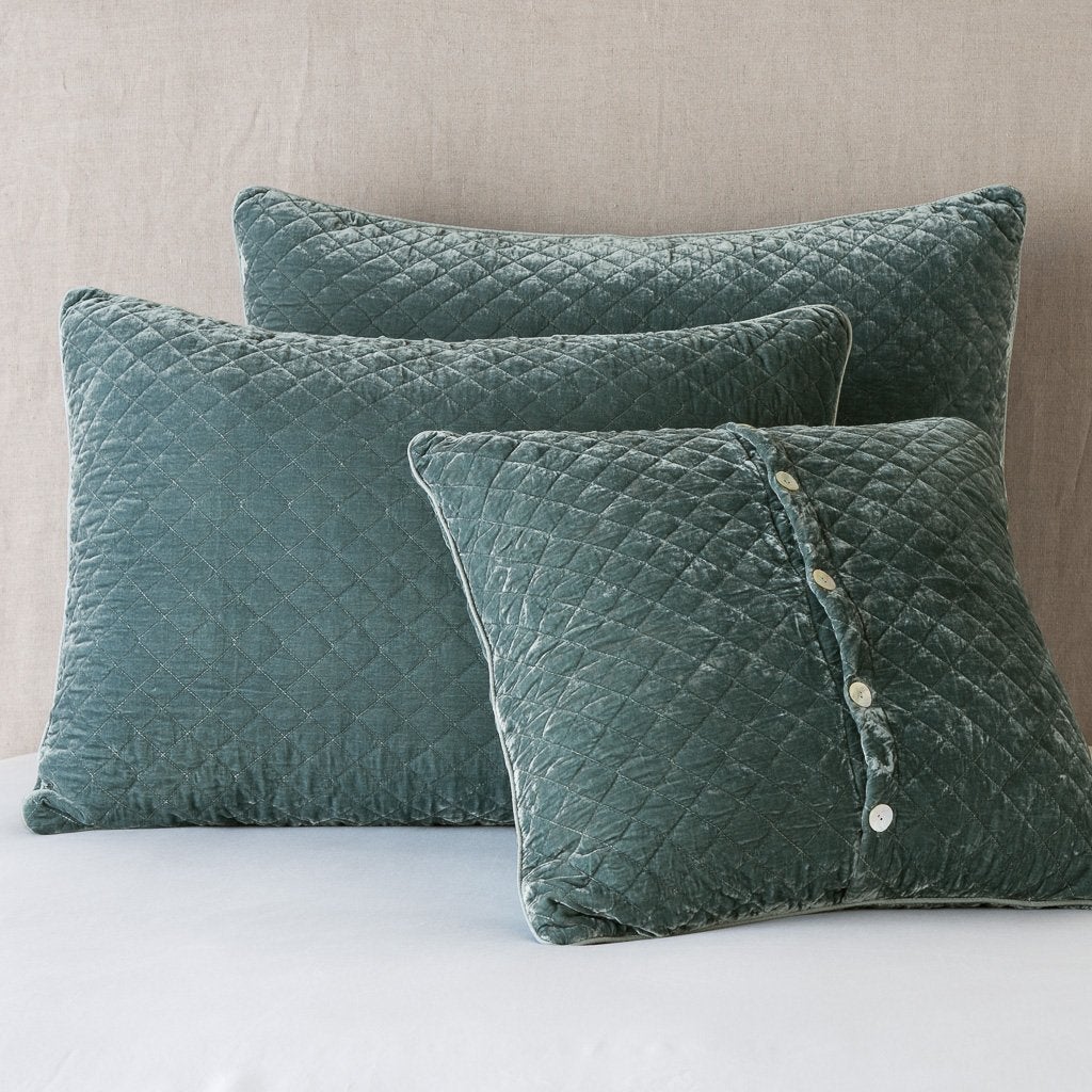 Luxury Silk Velvet Quilted Pillow Sham - Soft Bedding Cover for Queen/King Size - Perfect for Master Bedroom, Guest Room & Home Decor