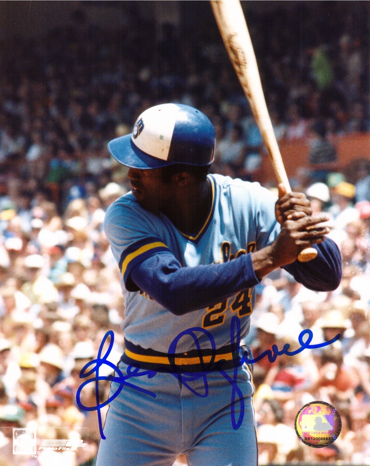 Autographed Ben Oglivie 8x10 Photo - Milwaukee Brewers Memorabilia - Perfect for Baseball Fans, Collectors & Man Cave Decor