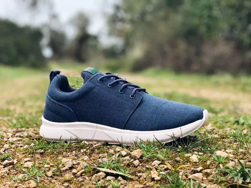 8000kicks Explorer V2 Navy Hemp Sneakers - Eco-Friendly Men's Running Shoes for Outdoor Adventures & Casual Wear