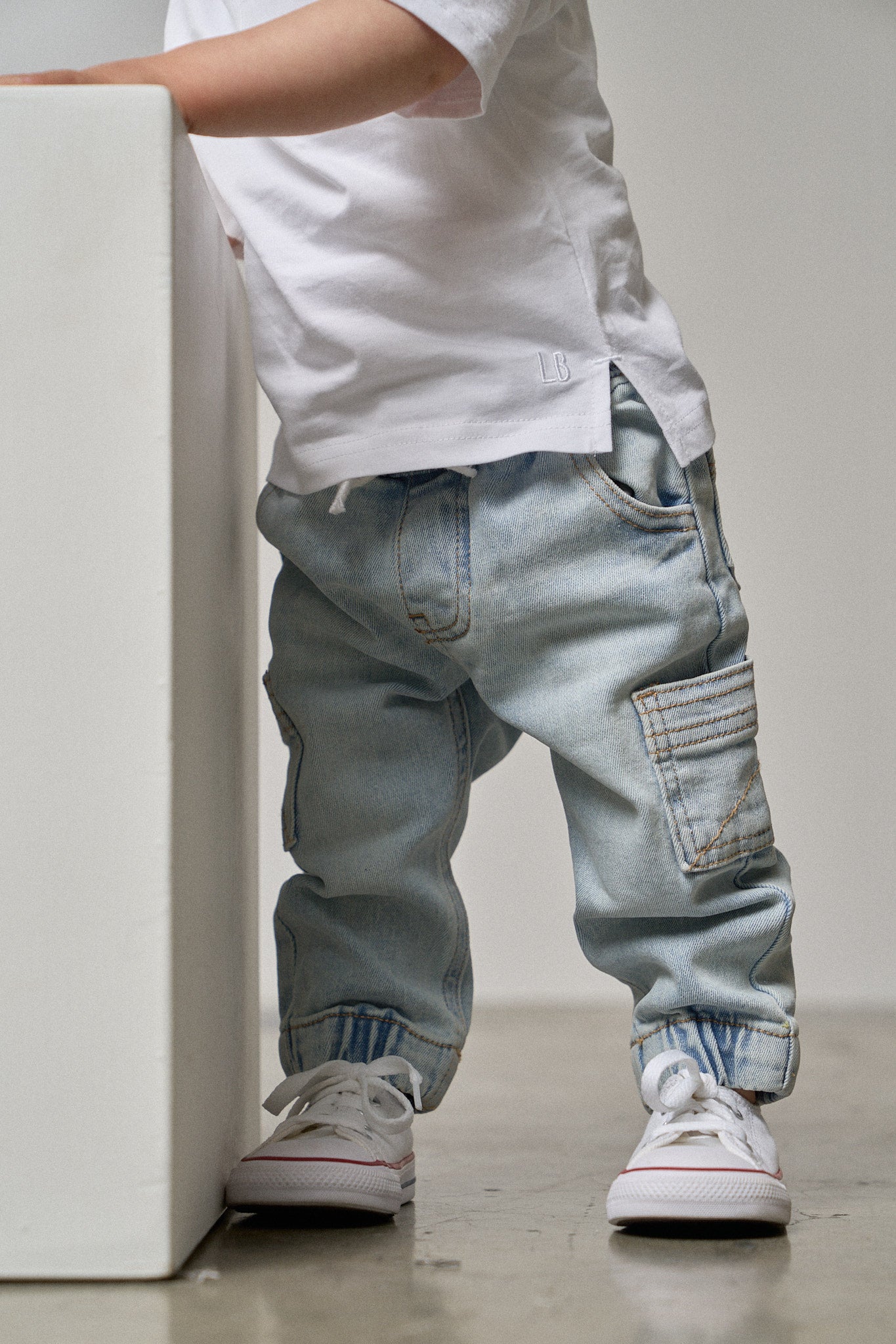 Stylish Light Wash Cargo Denim Joggers for Men - Comfortable & Trendy Casual Pants for Everyday Wear, Workout, or Outdoor Activities