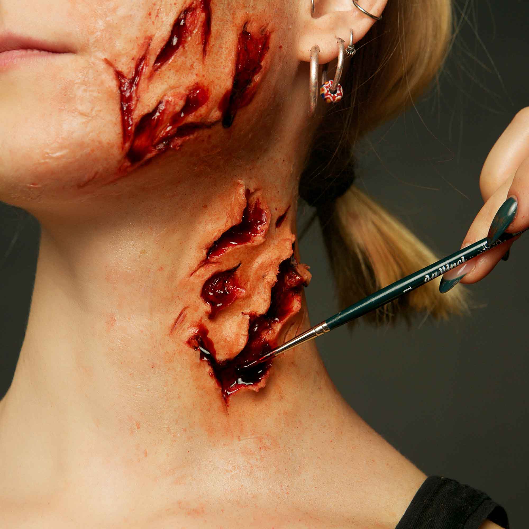 Ultra Realistic Alcohol Drying Blood - 16.9 fl.oz (500ml) Fake Blood for Halloween, Theater Makeup & Special Effects - Dries to Touch for Realistic Wounds & Scenes