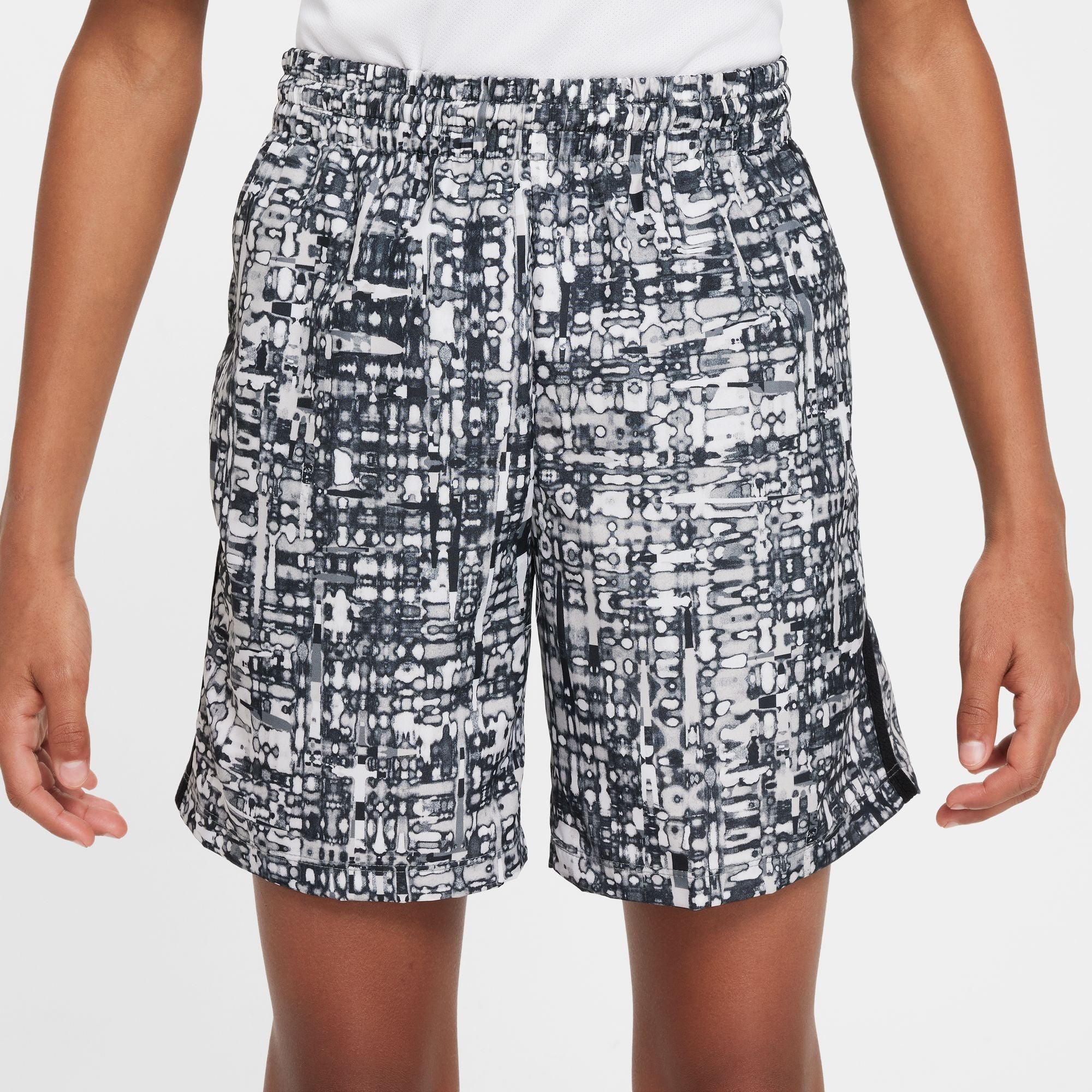 Nike Boys' Dri-FIT Multi Woven Athletic Shorts - Lightweight Quick-Dry Sports Shorts for Running, Basketball & Gym Workouts