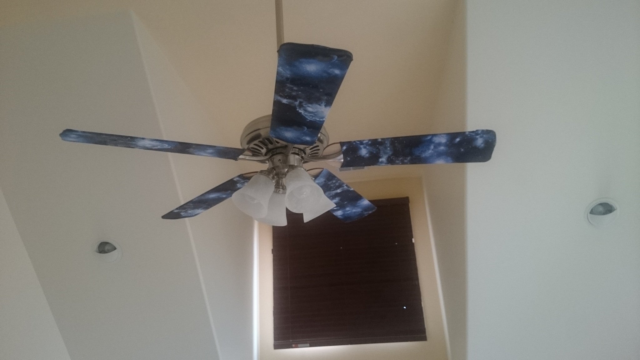 Outer Space Themed Decor & Gifts - Unique Galaxy & Astronaut Home Decor for Sci-Fi Fans & Kids Room