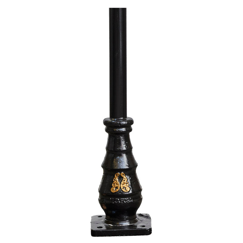 Betley 1Lt Cast Iron Lamp Post - Outdoor Garden Lighting for Pathways, Driveways & Porches
