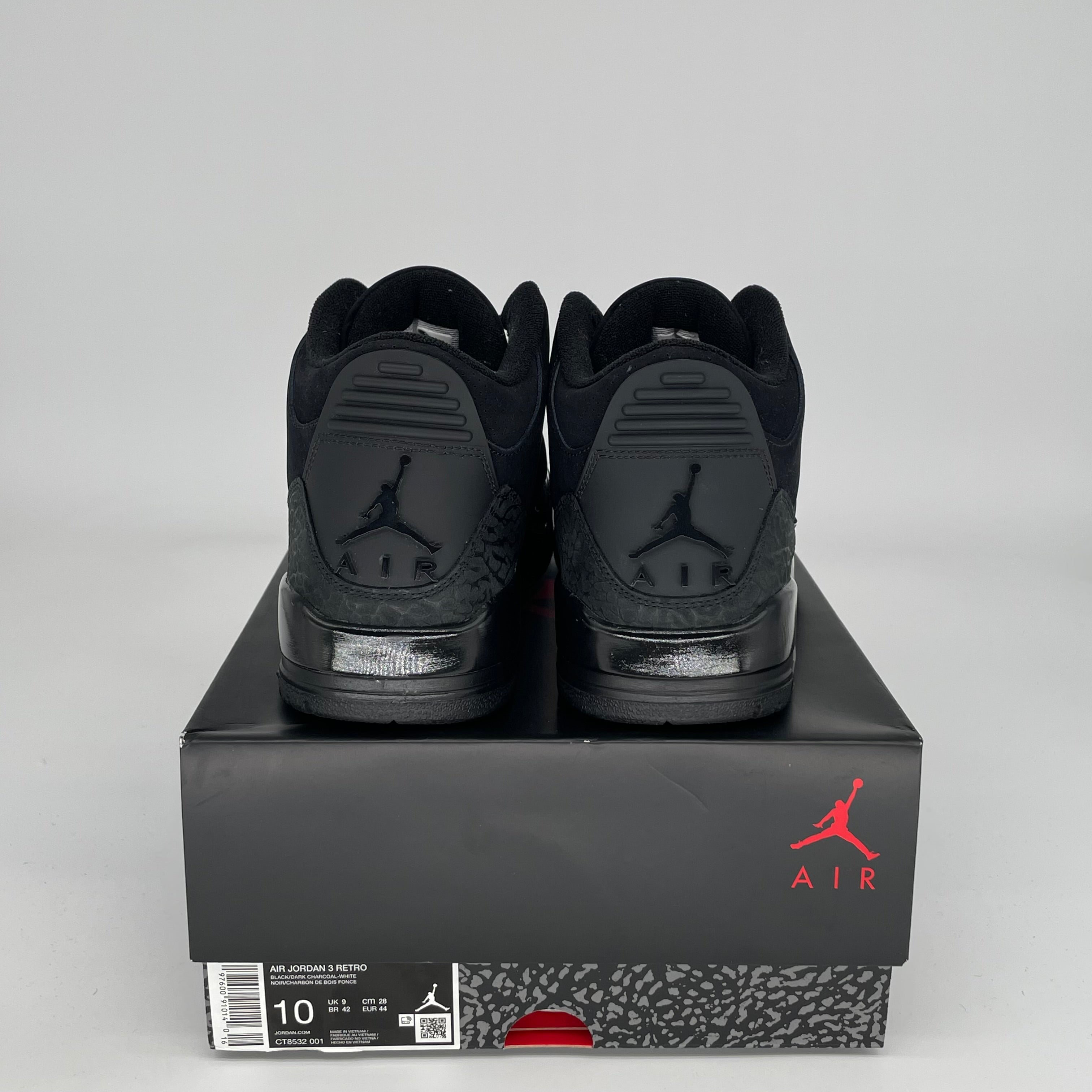 AIR JORDAN 3 Retro 'Black Cat' Men's Basketball Shoes Size 10 - Style CT8532-001 | Perfect for Streetwear & Sneaker Collectors