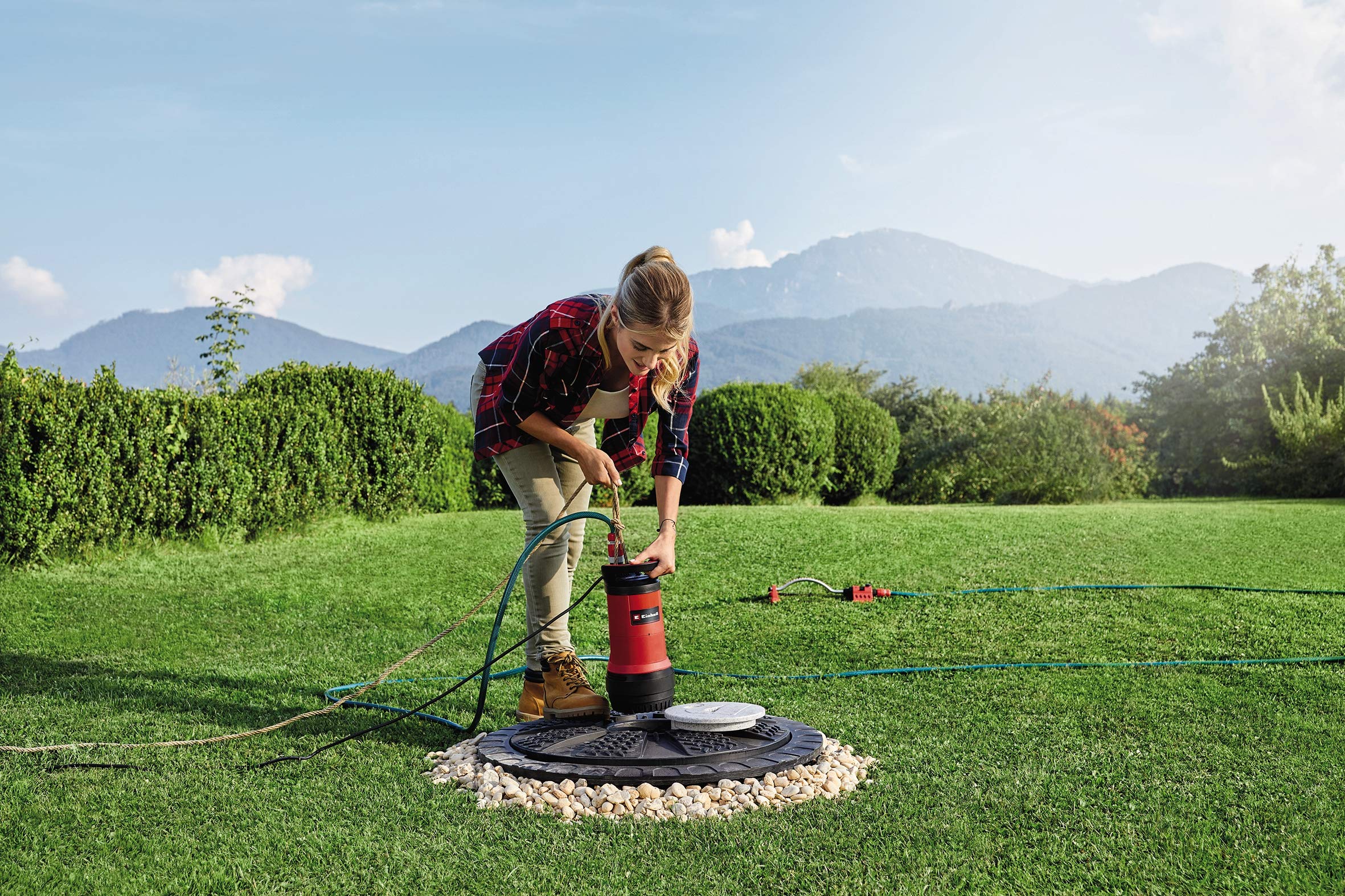 Einhell GE-PP 5555 RB-A Submersible Water Pump (550W, Max Flow 5500 L/H, 20m Head, 7m Max Immersion) with Swan Neck Hose - Ideal for Basement Drainage, Garden Irrigation & Pool Maintenance