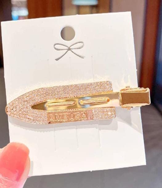 6pcs Rhinestone No Bend Hair Clips - Shiny Metal Diamond Hairpins for Women & Girls | No Dent, No Crease Hair Accessories for Curly, Straight & Wavy Hair Styling (Perfect for Parties, Weddings & Daily Use)