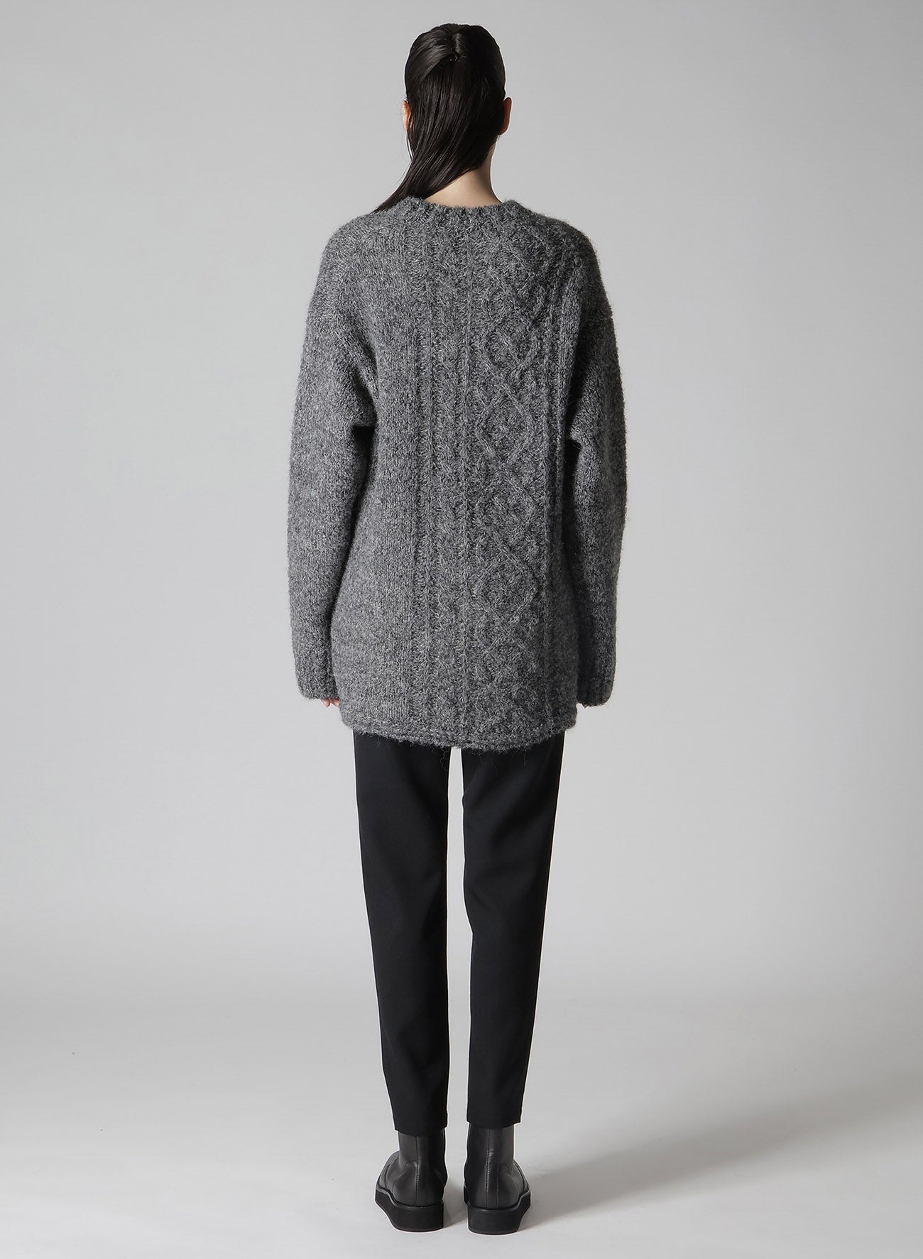 Chunky Cable Knit Sweater Women's Round Neck Winter Pullover - Cozy & Stylish for Casual Outings, Office Wear & Holiday Gatherings