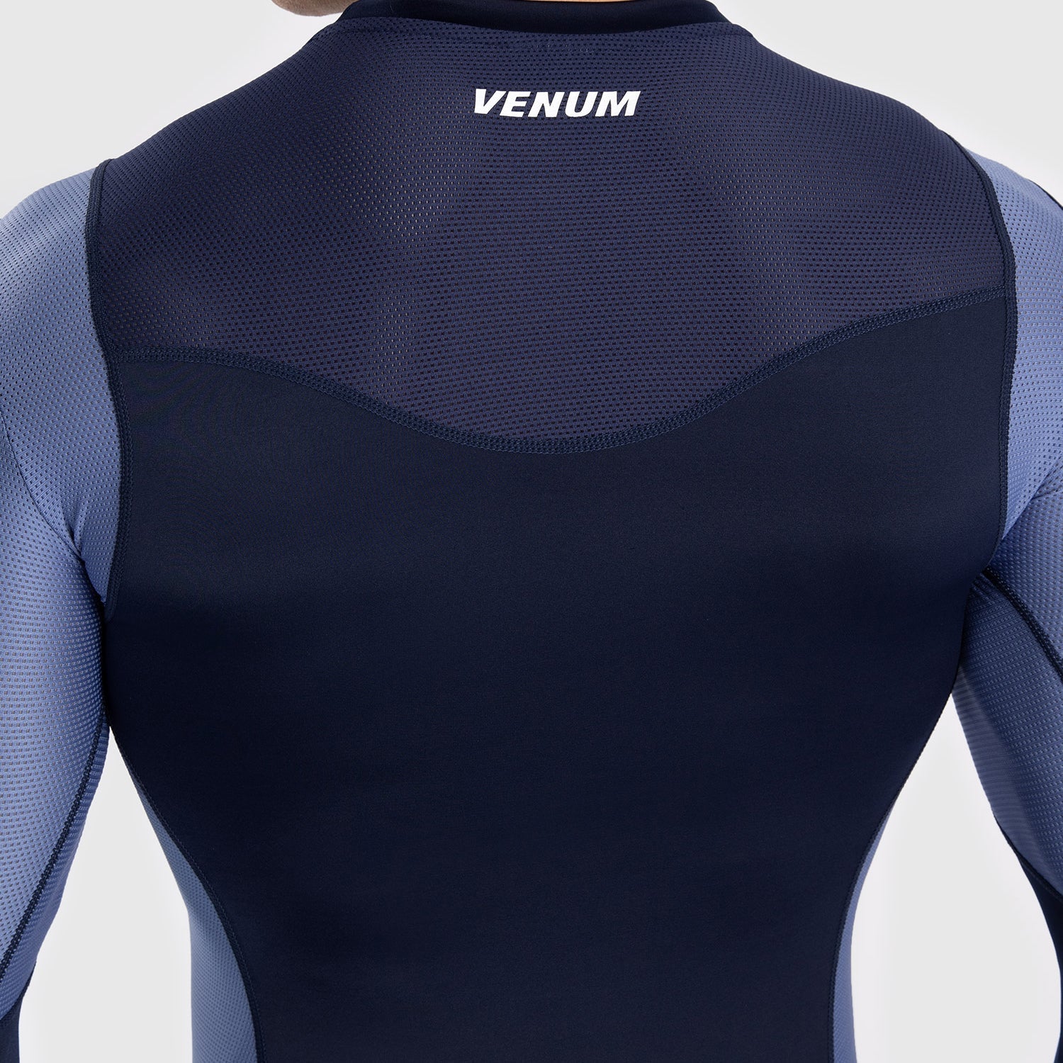 Venum Tempest Men's Long Sleeve Rashguard - UPF 50+ Sun Protection, Quick Dry & Anti-Chafing Compression Shirt for MMA, BJJ, Surfing & Water Sports (Navy Blue/Blue)