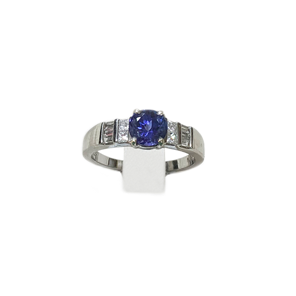 18K White Gold Tanzanite Ring for Women - Elegant Tanzanite Gemstone Jewelry for Engagement, Anniversary & Special Occasions