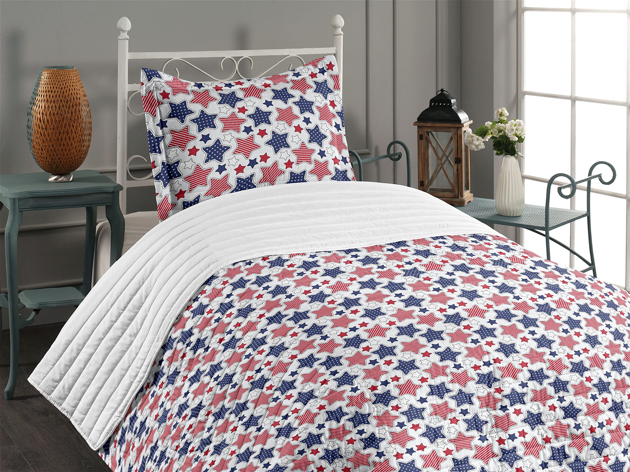 Ambesonne USA Microfiber Bedspread Set - Patriotic Big Star American Flag Design with Inner Lines, Soft Twin Size Bedding Includes Comforter & Pillow Sham in Indigo Red White | Perfect for 4th of July Decor, Memorial Day Bedroom Makeover & Patriotic Home Styling