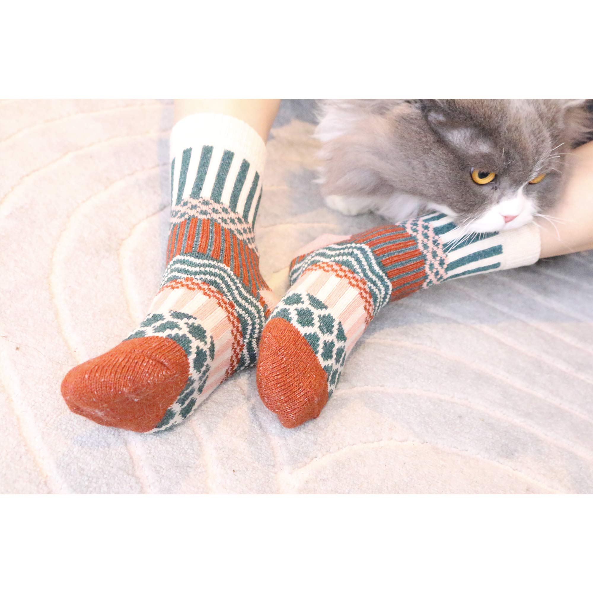 Vintage Knit Winter Socks for Women - 5 Pack Warm Fuzzy Crew Socks - Cozy Cabin & Gift Idea