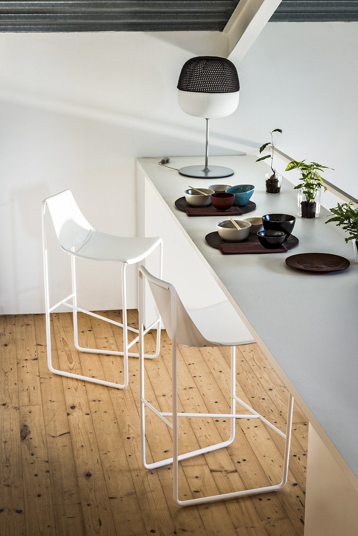 Midj Apelle M CU Stool - Modern Adjustable Bar Stool for Kitchen, Dining & Home Office - Ergonomic Design for Comfortable Seating